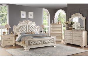 Delanco Traditional Bedroom Set in Antique White