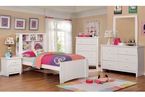 Howard Youth Transitional Bedroom Set in White
