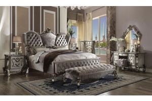 Oundle Traditional Bedroom Set in Antique Platinum